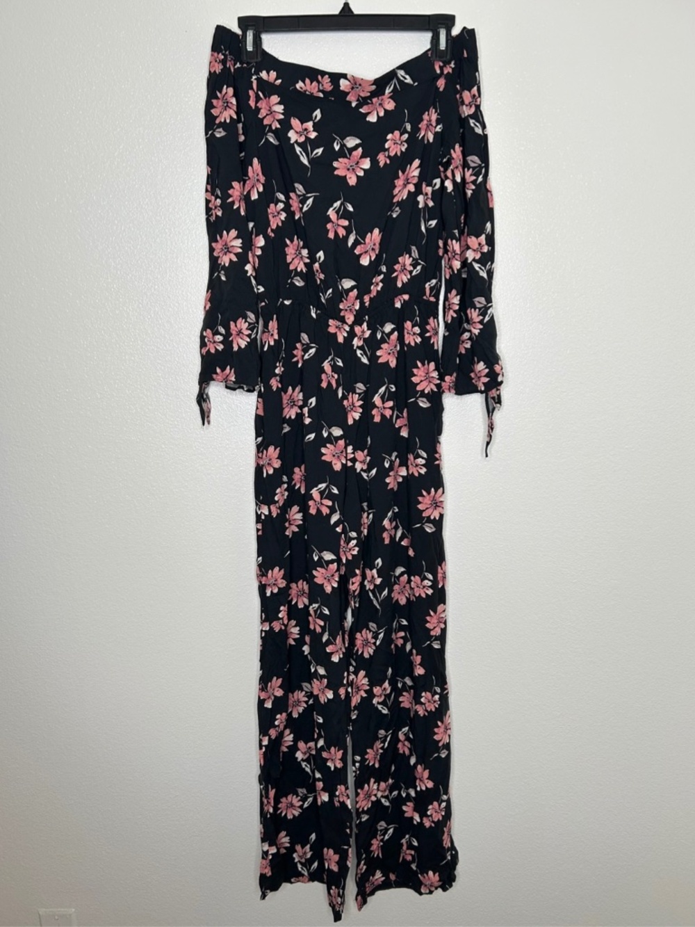 New Mimi Chica Womens Black Floral Off Shounder Wide Leg Jumpsuit Size S NWT